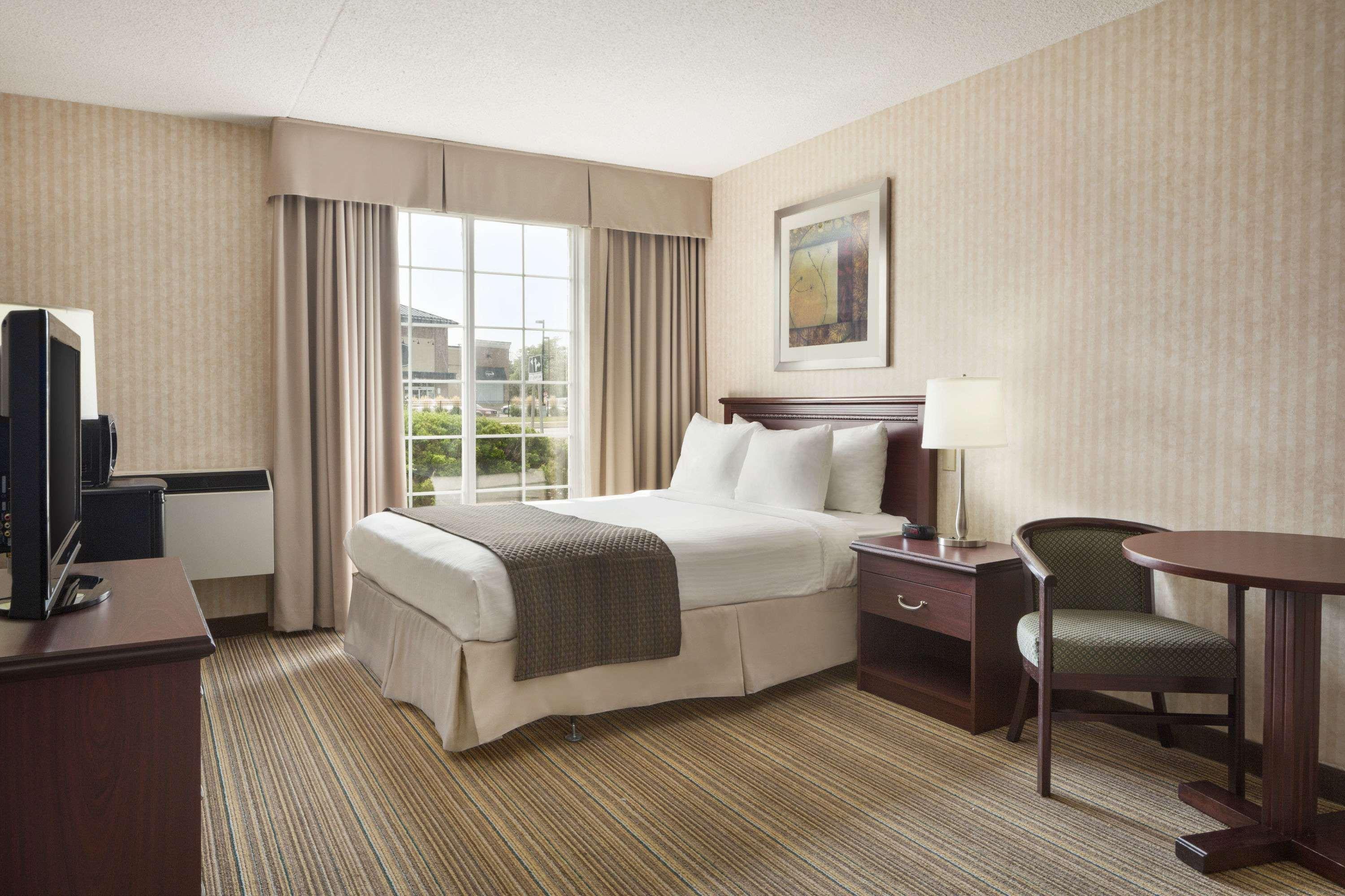 Days Inn By Wyndham Brantford Extérieur photo